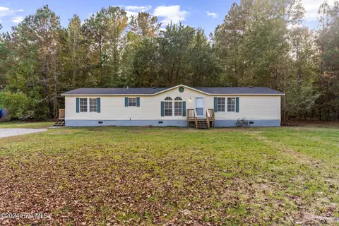 206 Bellhammon Forest Dr, Rocky Point, NC 28457