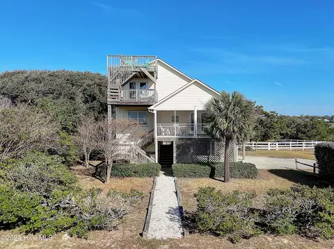 3602 W Dolphin Dr, Oak Island, NC 28465