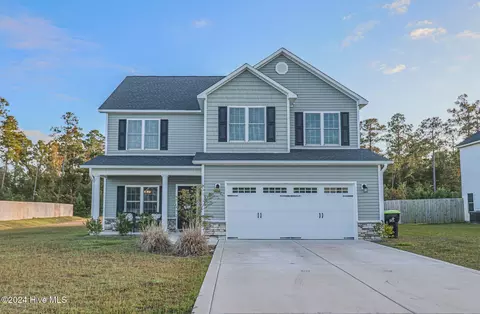 83 W Broughton Ln, Rocky Point, NC 28457