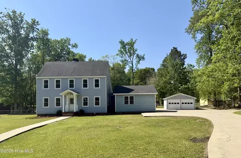2443 Creekside Rd, Kinston, NC 28504