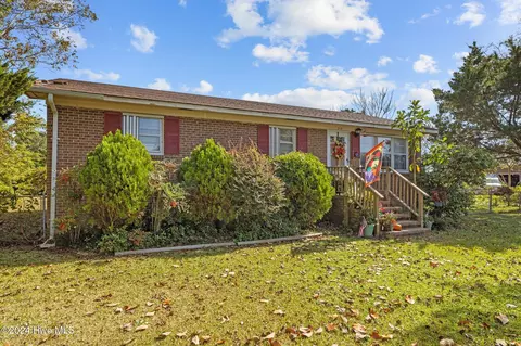 219 Easy St, Cape Carteret, NC 28584