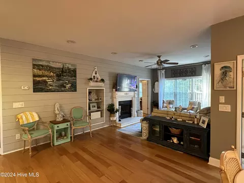 Other - 202 W Sanderling Cir, Hampstead, NC 28443 photo 4 of 6