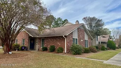 2072 Quail Ridge Rd #A, Greenville, NC 27858