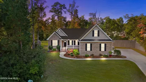 102 Hawkes Pointe Pointe, New Bern, NC 28560