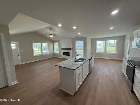 47 Silver Ct, Smithfield, NC 27577 photo 3