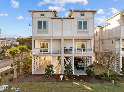 908 Second St S UNIT 2, Carolina Beach, NC 28428