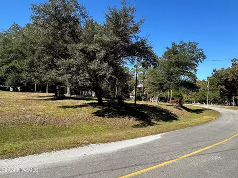 110 Hickory Dr, Sandy Creek, NC 28451