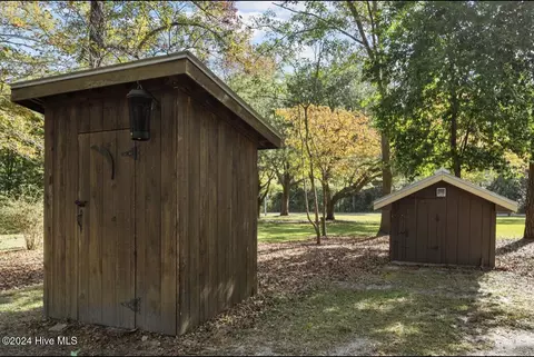 Exterior - 71 Ivanhoe Rd, Atkinson, NC 28421 photo 5 of 15