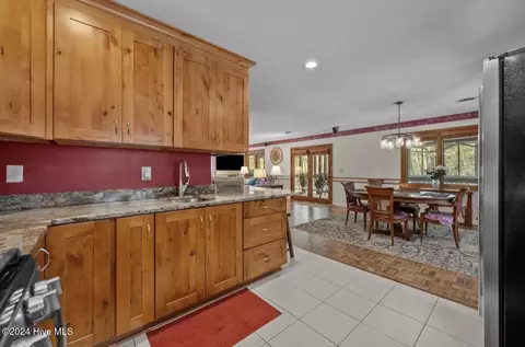 Kitchen - 71 Ivanhoe Rd, Atkinson, NC 28421 photo 1 of 5