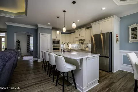 Kitchen - 4010 Reunion Pointe Ln, New Bern, NC 28562 photo 2 of 7