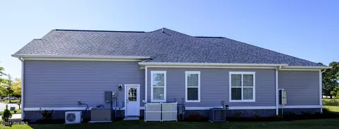 Exterior - 4010 Reunion Pointe Ln, New Bern, NC 28562 photo 28 of 30