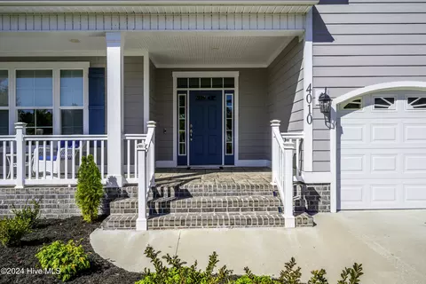 Exterior - 4010 Reunion Pointe Ln, New Bern, NC 28562 photo 6 of 30