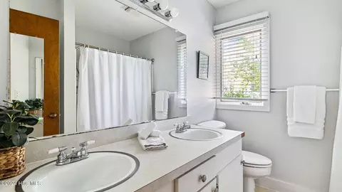 Bath - 10 Inverness Rd, Pinehurst, NC 28374 photo 2 of 2