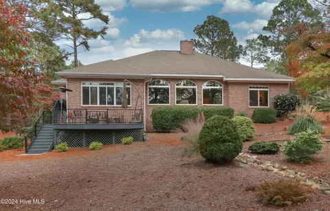 84 Pomeroy Dr, Pinehurst, NC 28374 photo 2