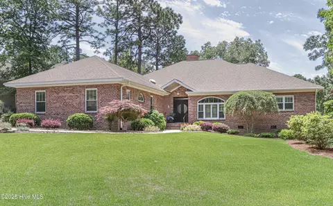 84 Pomeroy Dr, Pinehurst, NC 28374