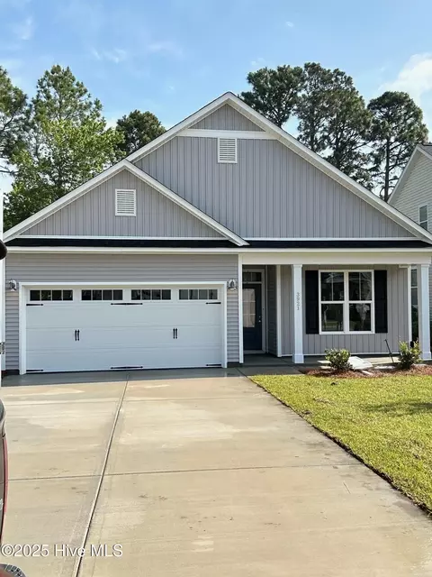 3921 Meeting Pl, Southport, NC 28461