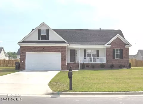 226 Lafollette Dr, Winterville, NC 28590