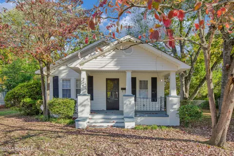 214 N Virginia Ave, Fayetteville, NC 28305
