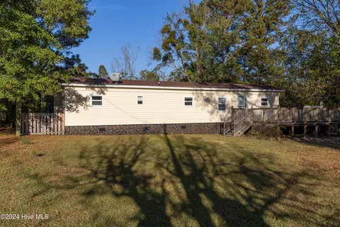 111 Boyle Dr, Hampstead, NC 28443