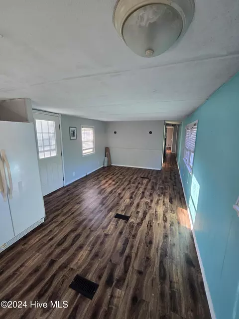 111 Boyle Dr, Hampstead, NC 28443 photo 5