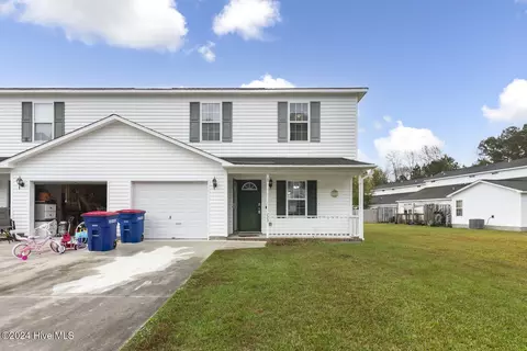 223 Winners Cir S, Jacksonville, NC 28546