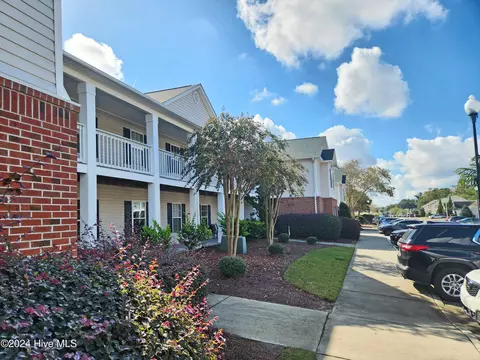 1604 Willoughby Park Ct UNIT 8, Wilmington, NC 28412