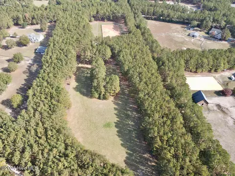 1010 Pasture Cir, Aberdeen, NC 28315