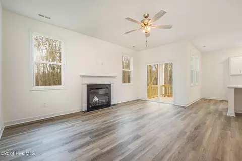 67 Earl Ct, Smithfield, NC 27577 photo 5