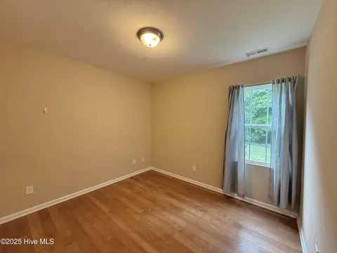 Bedroom - 1535 Ghio Rd, Hamlet, NC 28345 photo 3 of 7