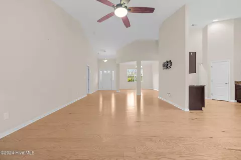 Living - 1535 Ghio Rd, Hamlet, NC 28345 photo 5 of 8
