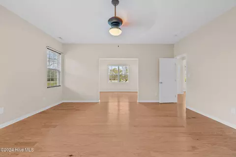 Living - 1535 Ghio Rd, Hamlet, NC 28345 photo 6 of 8