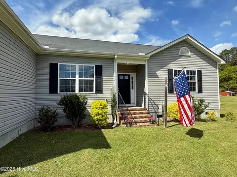 Exterior - 1535 Ghio Rd, Hamlet, NC 28345 photo 3 of 9