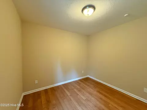 Bedroom - 1535 Ghio Rd, Hamlet, NC 28345 photo 5 of 7