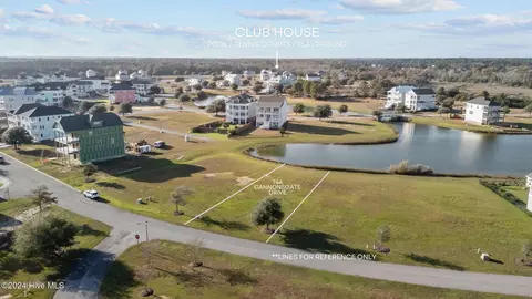 744 Cannonsgate Dr, Newport, NC 28570
