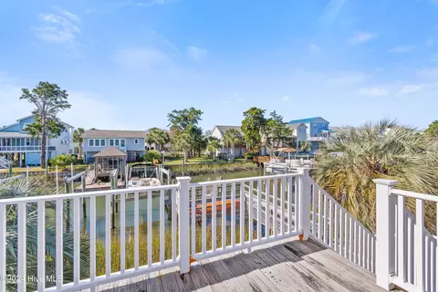 Exterior - 131 Marlin Dr, Holden Beach, NC 28462 photo 6 of 14