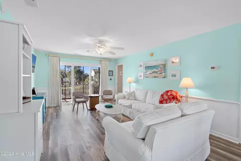 Living - 131 Marlin Dr, Holden Beach, NC 28462 photo 3 of 5