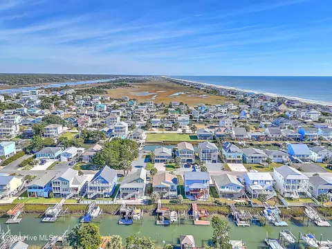 View/Area - 131 Marlin Dr, Holden Beach, NC 28462 photo 10 of 21