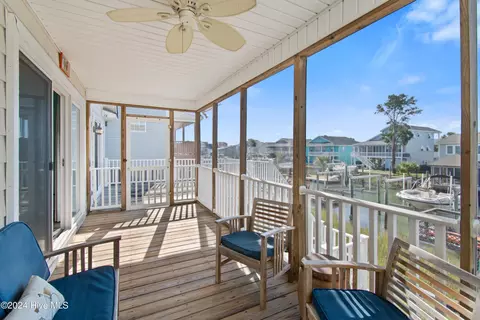 Exterior - 131 Marlin Dr, Holden Beach, NC 28462 photo 12 of 14