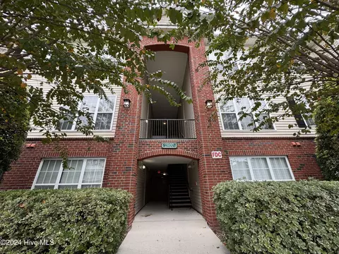 2807 Bloomfield Ln UNIT 106, Wilmington, NC 28412