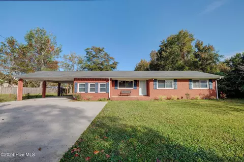 6601 Murrayville Rd, Wilmington, NC 28411