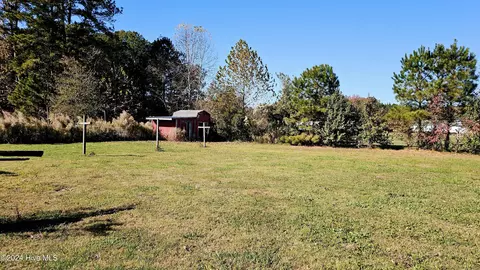 39 Emily St, Gates, NC 27937 photo 4