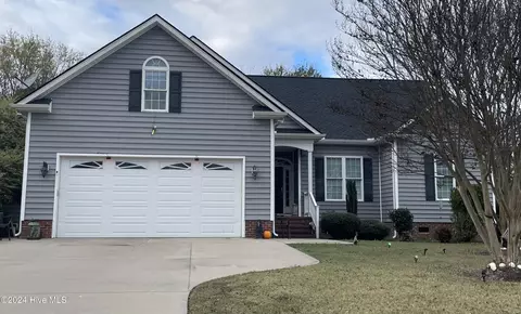 112 Lakeside Dr, Edenton, NC 27932