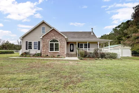 94 Old Mill Rd, Willard, NC 28478