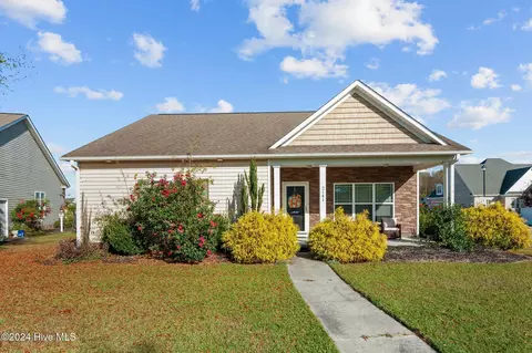 2141 Tulls Cove Rd, Winterville, NC 28590