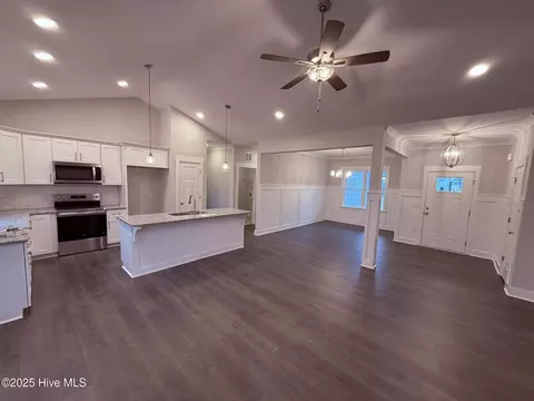 32 Tanseyleaf Dr, Smithfield, NC 27577 photo 4