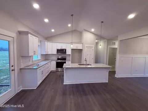 32 Tanseyleaf Dr, Smithfield, NC 27577 photo 5