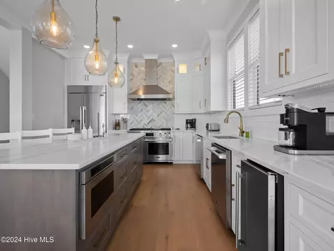 3003 Emerald Dr, Emerald Isle, NC 28594 photo 10