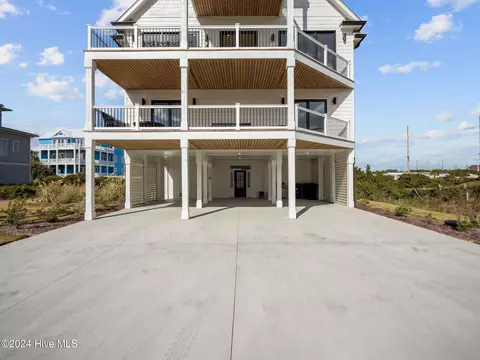 3003 Emerald Dr, Emerald Isle, NC 28594 photo 4