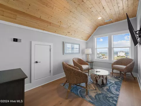 3003 Emerald Dr, Emerald Isle, NC 28594 photo 17