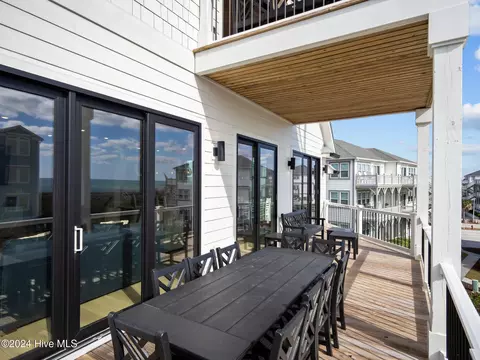3003 Emerald Dr, Emerald Isle, NC 28594 photo 14